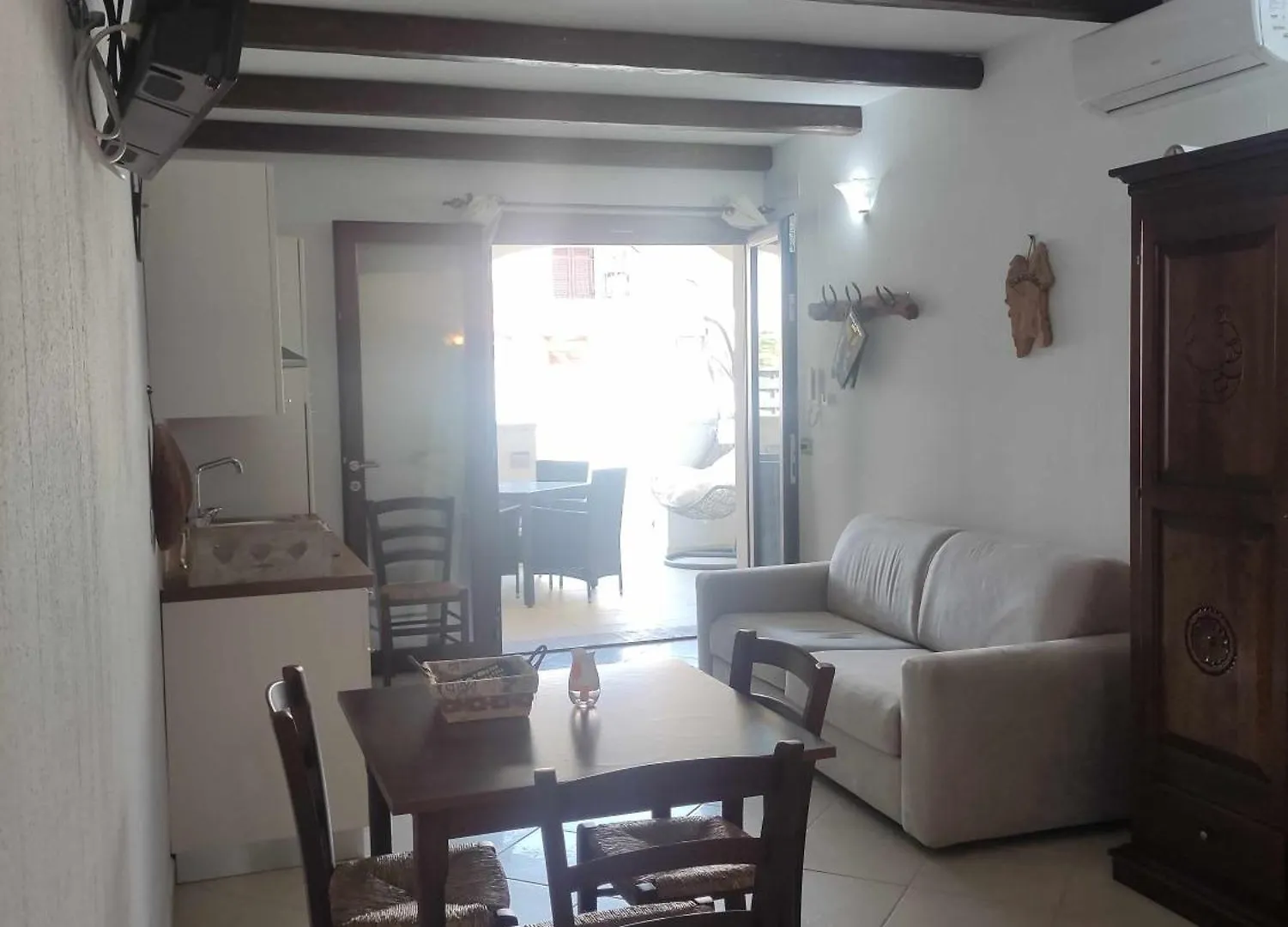 *** Gasthuis Villa Bianca Bb E Apartments Àrbatax Italië