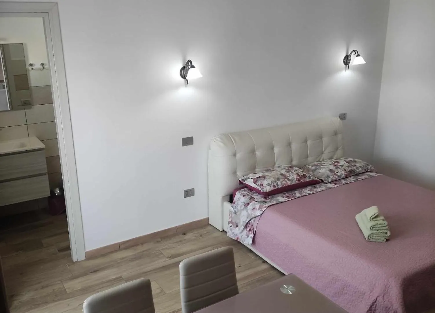Villa Bianca Bb E Apartments Àrbatax 3*,  Italië