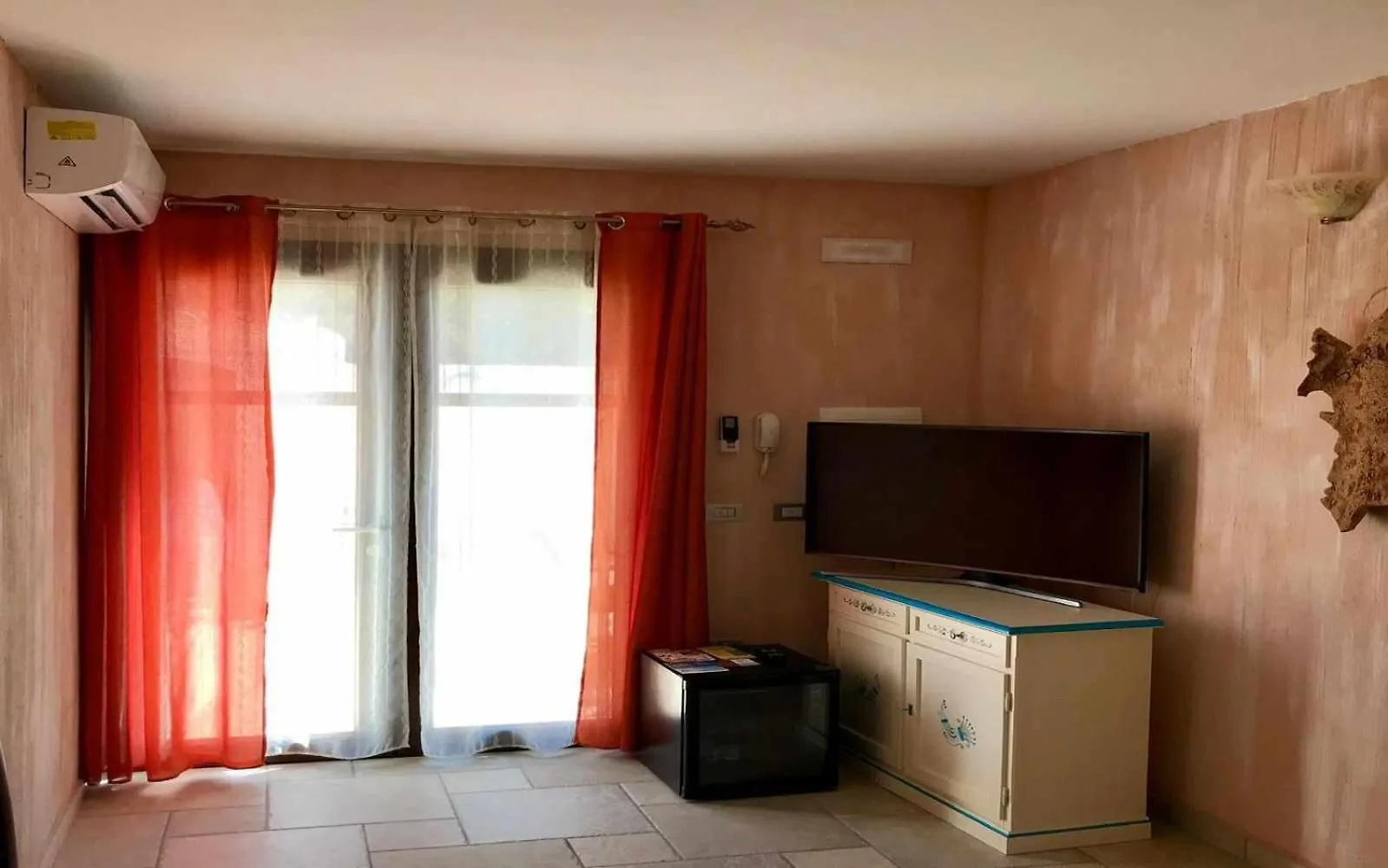 Villa Bianca Bb E Apartments Àrbatax