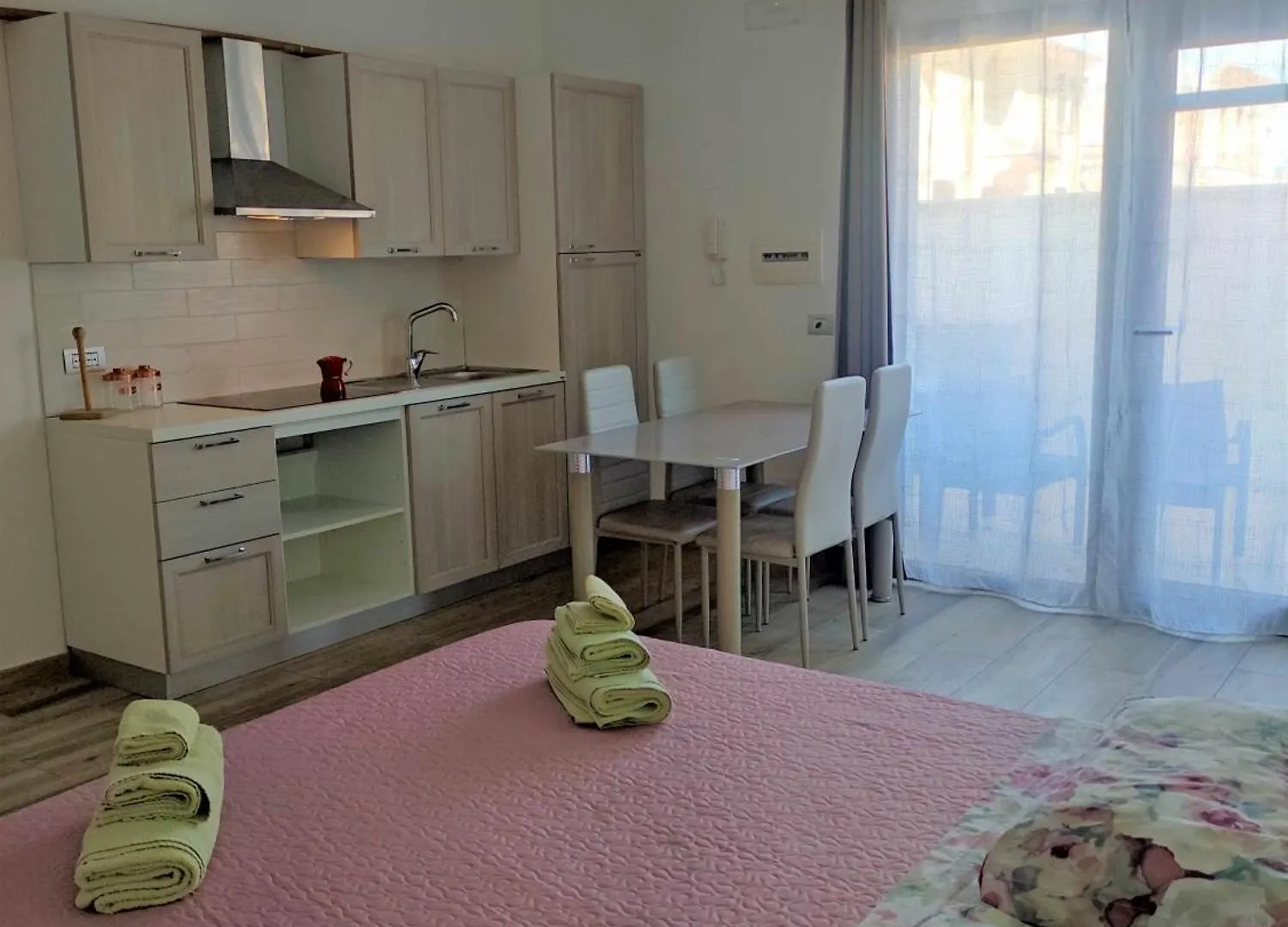 Gasthuis Villa Bianca Bb E Apartments Àrbatax