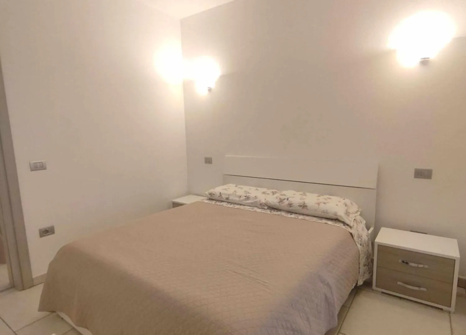 Villa Bianca Bb E Apartments 아르바탁스 게스트하우스