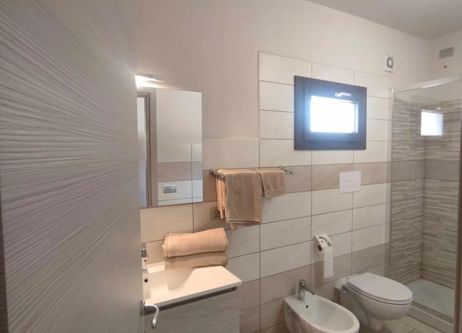 게스트하우스 Villa Bianca Bb E Apartments 아르바탁스